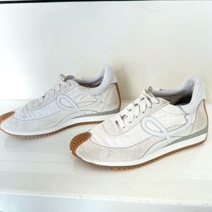 LOEWE Flow Runner size 38